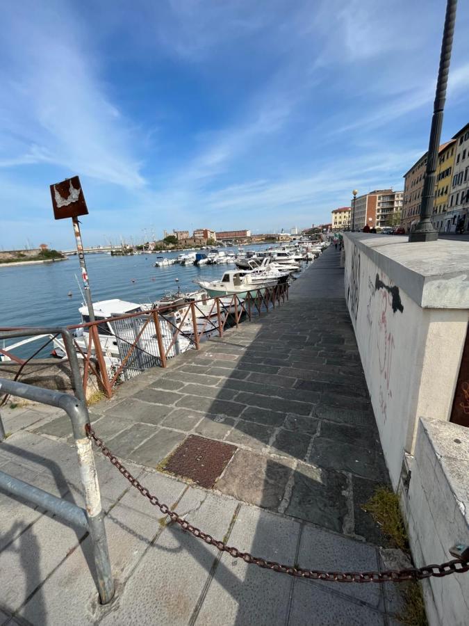 Kasia Porta Sul Mare Di Livorno Free Parking 外观 照片