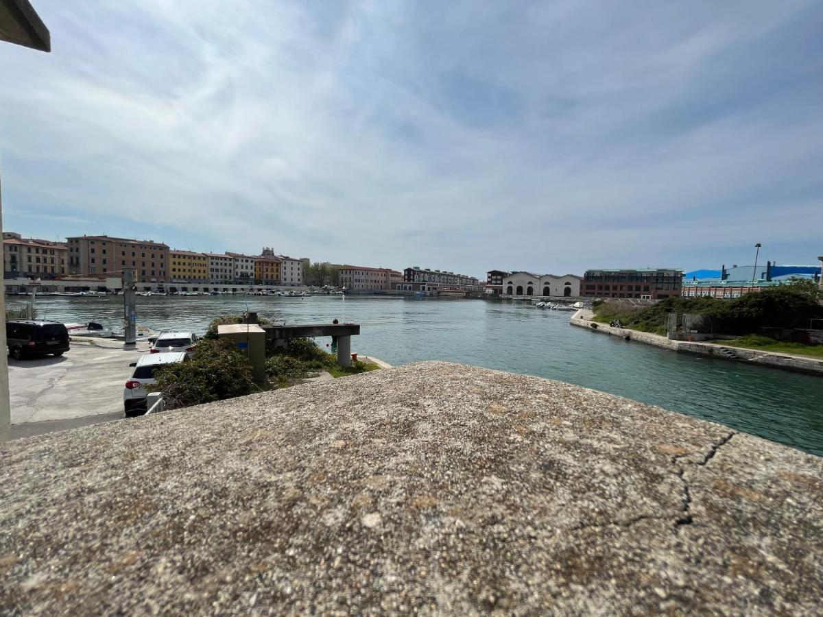 Kasia Porta Sul Mare Di Livorno Free Parking 外观 照片